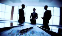 Chegadas internacionais aos EUA caem 8% em março; Brasil segue como top 3
