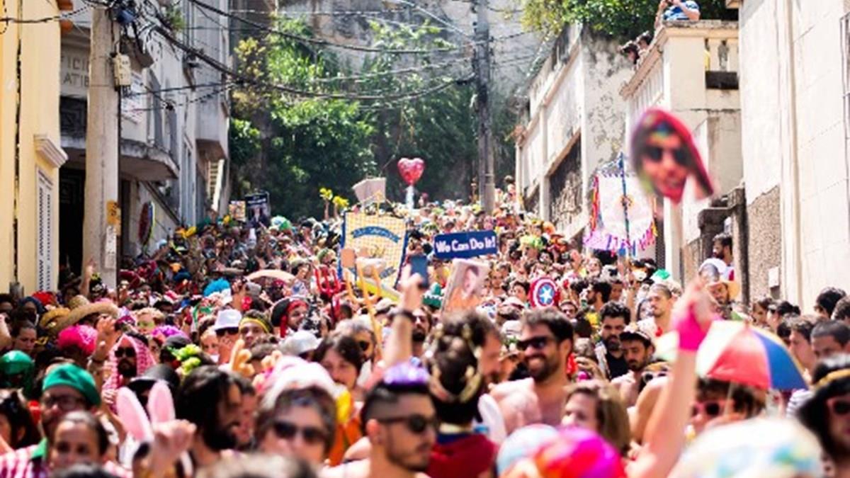 Riotur divulga lista dos blocos de rua do Carnaval 2018 - Notícias - R7 Rio  de Janeiro