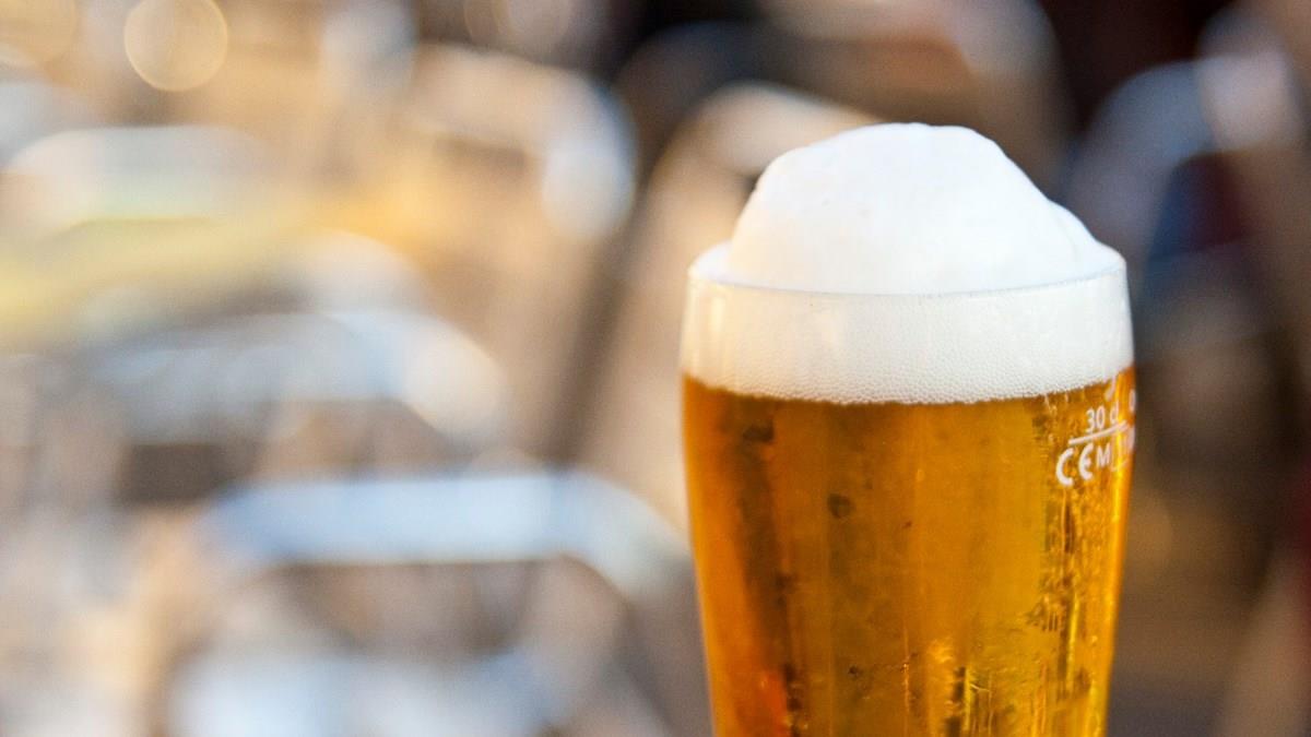 Azul inclui cerveja de graça em menu a bordo