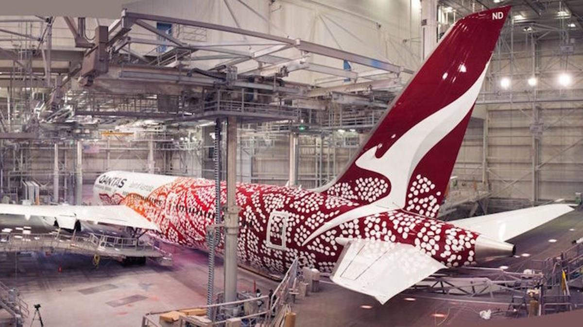 Qantas homenageia cultura aborígene em novo B787; fotos