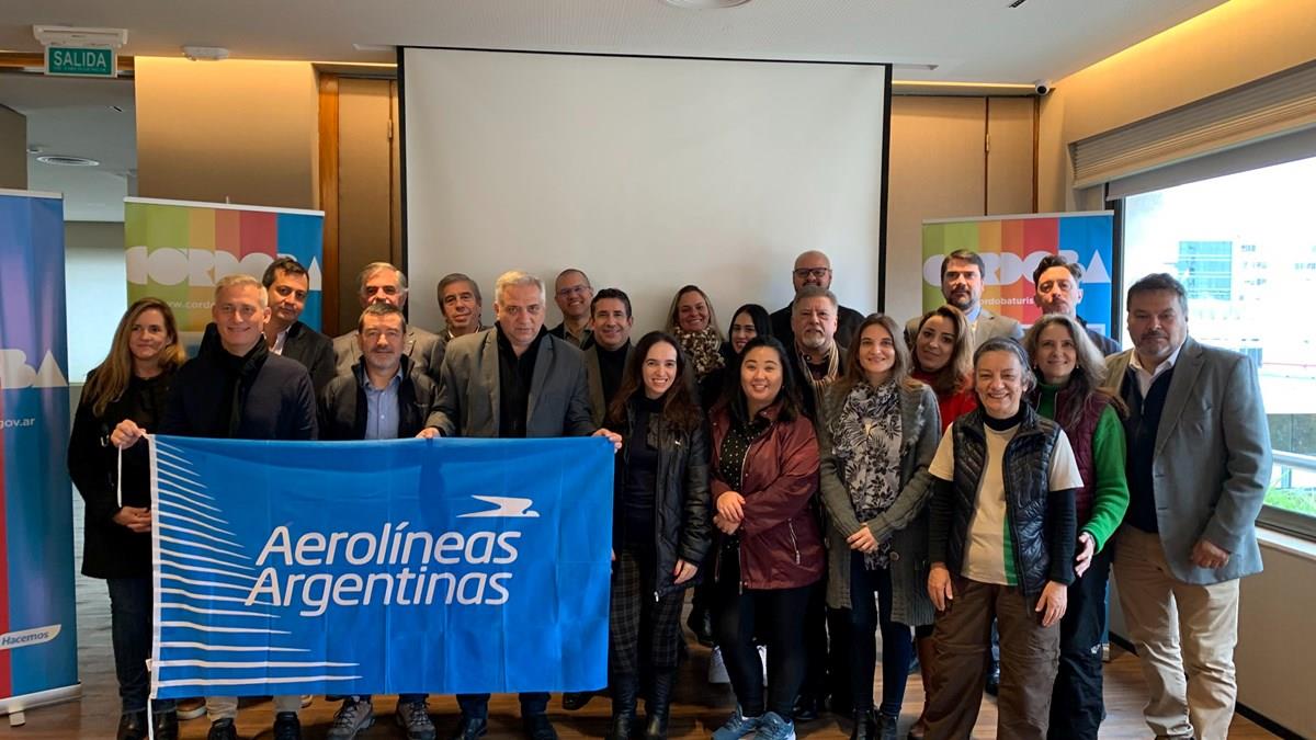 Famtur da Aerolíneas Argentinas com brasileiros chega a Córdoba