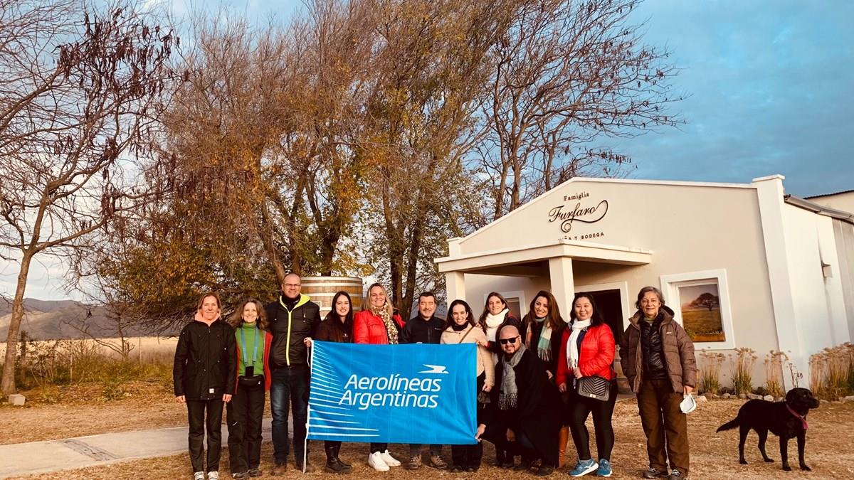 Famtur da Aerolíneas Argentinas visita vilarejo próximo a Córdoba