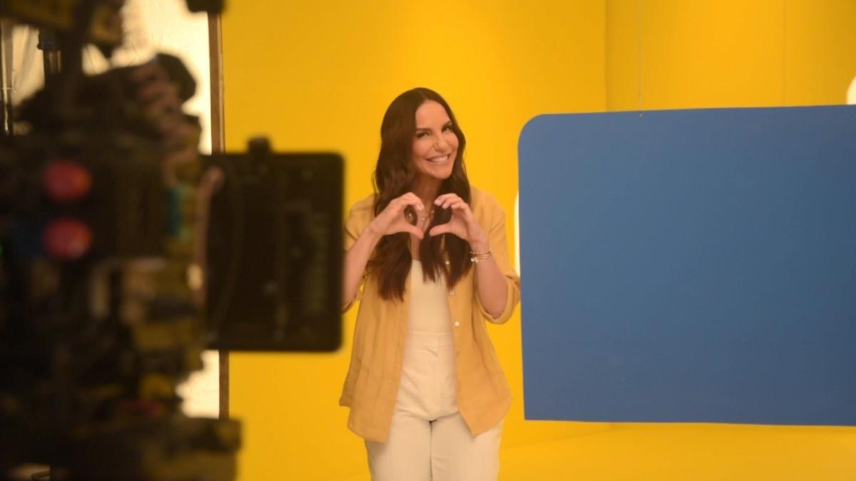 Ivete Sangalo protagoniza campaña de aniversario de CVC