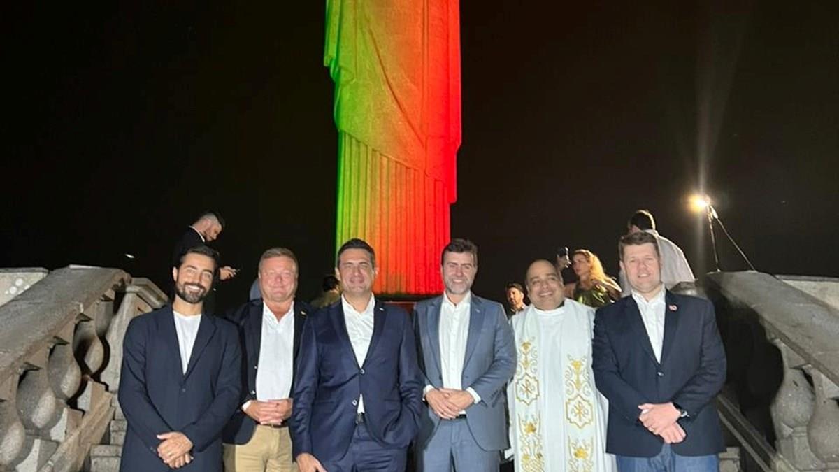 Tap faz evento no Cristo Redentor para comemorar resultados no Brasil