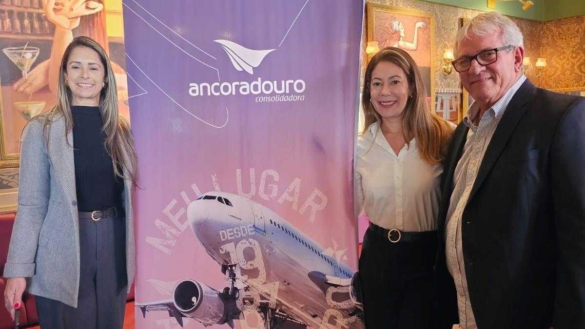 Ancoradouro, R11 e Copa Airlines celebram voo Florianópolis-Panamá