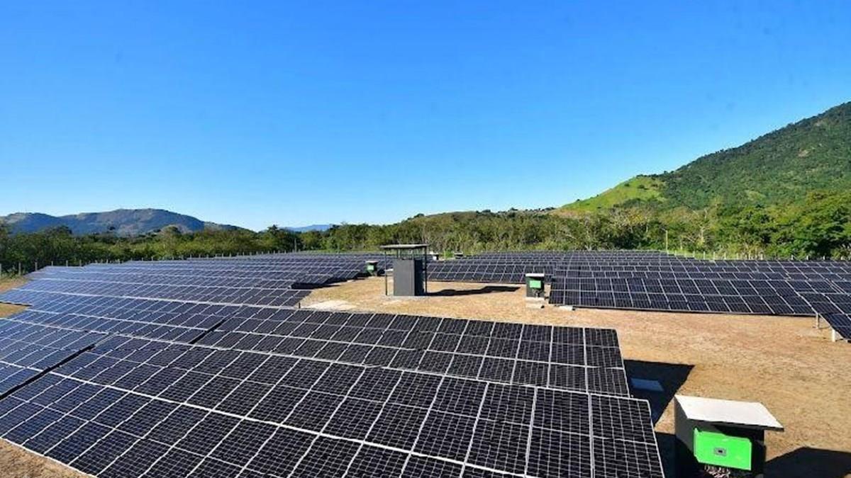 Portobello Group inaugure une installation photovoltaïque