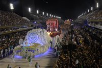 Rio fará carnaval em abril; escolas da Série Ouro abrirão desfiles