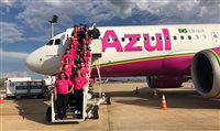 Azul recebe A320neo rosa em campanha do Outubro Rosa