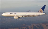 United suspende temporariamente voos para a China
