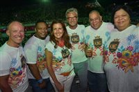 Campeãs do carnaval carioca atraem trade para a Sapucaí; veja fotos