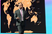 Professor Hoc aborda influência da geopolítica no Turismo no Fórum PANROTAS