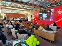 Membros ALL, da Accor, assistem à final de Roland Garros em ação especial em São Paulo
