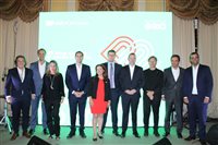 Tap comemora 60 anos de Brasil em evento especial no Palácio da Cidade (RJ); veja fotos