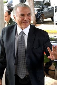 Temer defende 100% de capital estrangeiro em aéreas Temer defende 100% de capital estrangeiro em aéreas