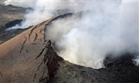 Indonésia emite alerta máximo após erupção vulcânica