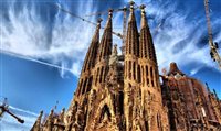 Barcelona limita tamanhos de grupos turísticos e proíbe megafones Barcelona limita tamanhos de grupos turísticos e proíbe megafones