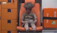 Resgate de menino sírio após ataque comove a internet