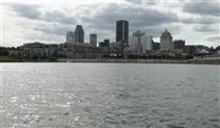 Número de brasileiros no Canadá cresceu 6,9% este ano Número de brasileiros no Canadá cresceu 6,9% este ano