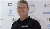 Schultz e Abracorp firmam parceria para comercializar seguro Schultz e Abracorp firmam parceria para comercializar seguro
