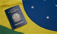 Ministro da Justiça se opõe a passaporte das vacinas para estrangeiros