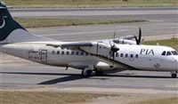 Avião comercial com 47 pessoas cai no Paquistão