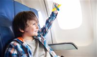 PL no Senado quer fazer com que menores viajem de avião ao lado de responsáveis sem custo PL no Senado quer fazer com que menores viajem de avião ao lado de responsáveis sem custo