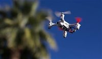 Drones ameaçam segurança de aviões no Reino Unido Drones ameaçam segurança de aviões no Reino Unido