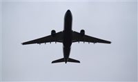 Talibã pede a companhias aéreas que retomem voos internacionais