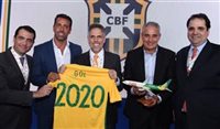 Gol recebe coletiva da CBF em Congonhas; veja fotos Gol recebe coletiva da CBF em Congonhas; veja fotos