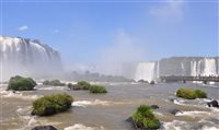 Segunda ponte entre Brasil e Paraguai deve ser concluída em novembro Segunda ponte entre Brasil e Paraguai deve ser concluída em novembro