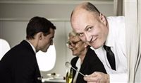 Air France oferecerá drinques de bartender do Ritz Paris Air France oferecerá drinques de bartender do Ritz Paris