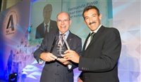 Trajetória na Tap rende premiação a Fernando Pinto Trajetória na Tap rende premiação a Fernando Pinto