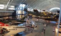 Museu em Washington exibe relíquias da aviação; veja fotos