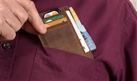 Intenção de consumo das famílias registra nova queda Intenção de consumo das famílias registra nova queda