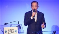 Doria lança projeto, garante SP Turis e elogia privatizações Doria lança projeto, garante SP Turis e elogia privatizações