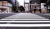 Multa para pedestres passa a valer em abril no Brasil todo Multa para pedestres passa a valer em abril no Brasil todo