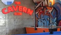 The Cavern Club: veja o espaço de jogos do Hard Rock Hotel Vallarta