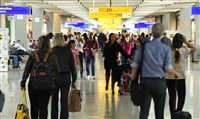 Carnaval movimentará 2,4 milhões de pessoas nos aeroportos do País Carnaval movimentará 2,4 milhões de pessoas nos aeroportos do País