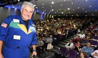 Visit Orlando faz roadshow em SP com astronauta brasileiro; fotos