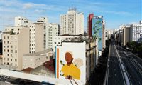 Mandela ganha homenagem em mural no Minhocão, em São Paulo