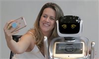 Primeiro robô da hotelaria do Brasil 'ganha vida' em SP Primeiro robô da hotelaria do Brasil 'ganha vida' em SP