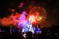 É hoje. Disney promove live para comemorar retorno de shows noturnos