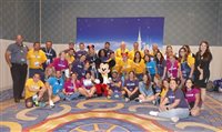 Super fam Visit Orlando termina com visita à Disney; fotos