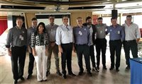 Equipe da CVC Corp visita o navio Sovereign em Santos (SP)