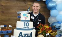 Azul comemora 10 anos com festa para a equipe; veja fotos Azul comemora 10 anos com festa para a equipe; veja fotos