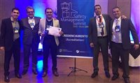 Gol recebe prêmio da Anac por inovação em segurança Gol recebe prêmio da Anac por inovação em segurança