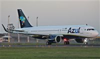 Azul é a aérea que mais se beneficia com crise da Avianca