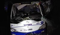 Ônibus com turistas se acidenta em Cuba; sete morrem Ônibus com turistas se acidenta em Cuba; sete morrem