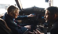 Aos 96, piloto da 2ª Guerra é homenageado pela British; vídeo