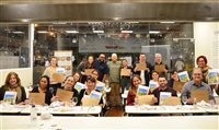 Europlus e Carrani levam agentes para aula de cozinha italiana